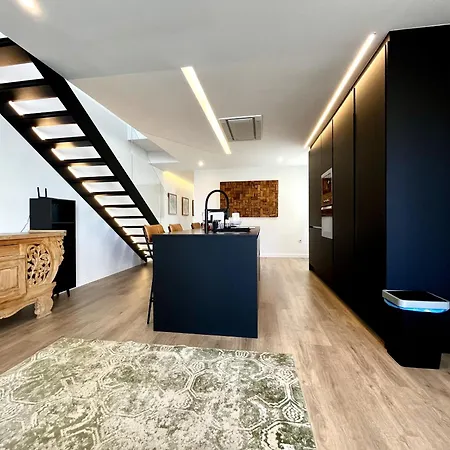 Premium Penthouse Seasonal